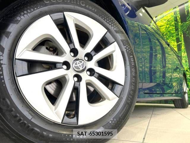 Toyota PRIUS 2016-02 240951-13