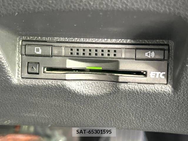 Toyota PRIUS 2016-02 240951-5