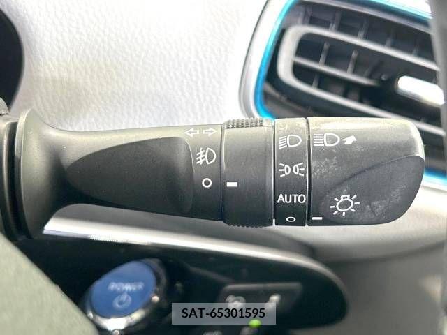 Toyota PRIUS 2016-02 240951-7