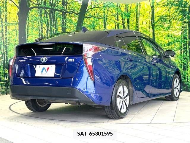 Toyota PRIUS 2016-02 240951-17