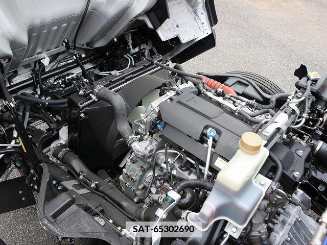 Mitsubishi CANTER 2023-01 349119-28