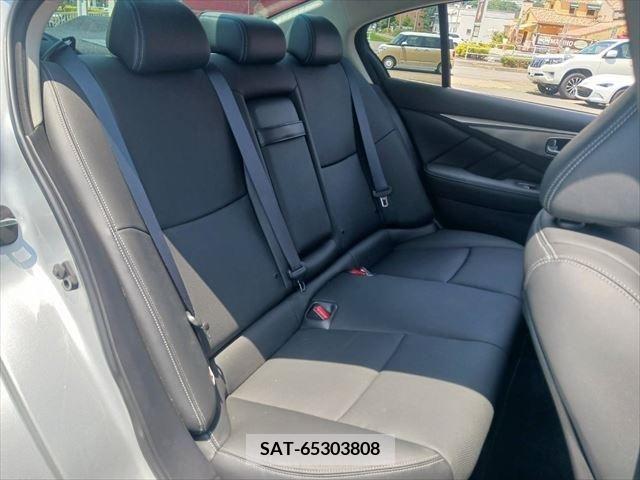 Nissan SKYLINE 2015-09 330333-6