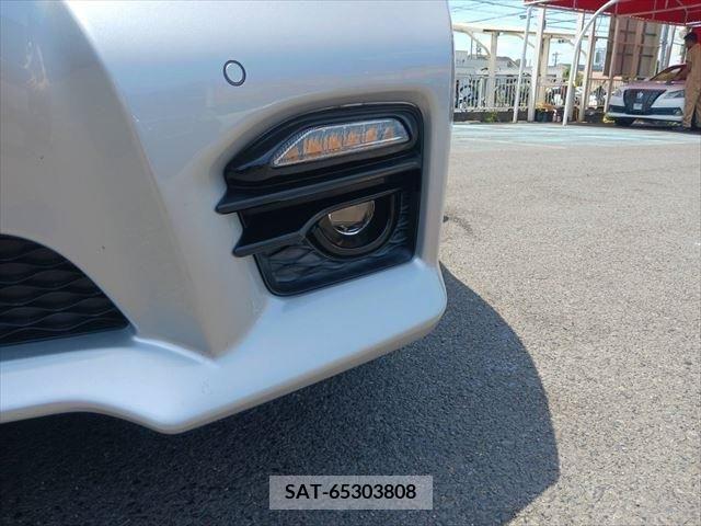 Nissan SKYLINE 2015-09 330333-21