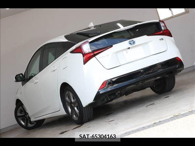 Toyota PRIUS 2019-05 366661-10