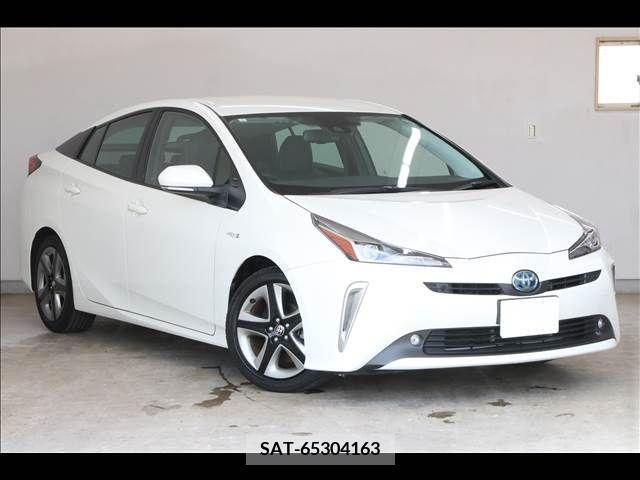Toyota PRIUS 2019-05 366661-1