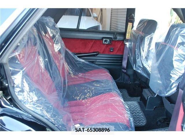 Nissan SKYLINE 1985-01 302251-11