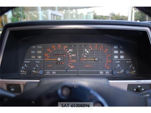 Nissan SKYLINE 1985-01 302251-10