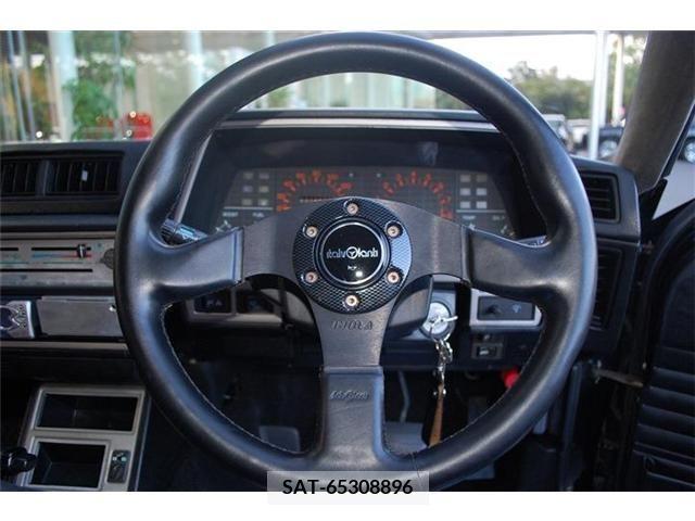 Nissan SKYLINE 1985-01 302251-9