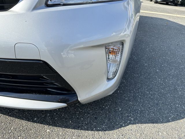 Toyota PRIUS 2014-01 28574-11