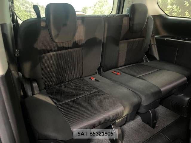 Nissan SERENA 2019-03 367792-10