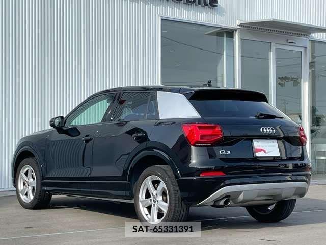 Audi Q2 2019-07 209305-7