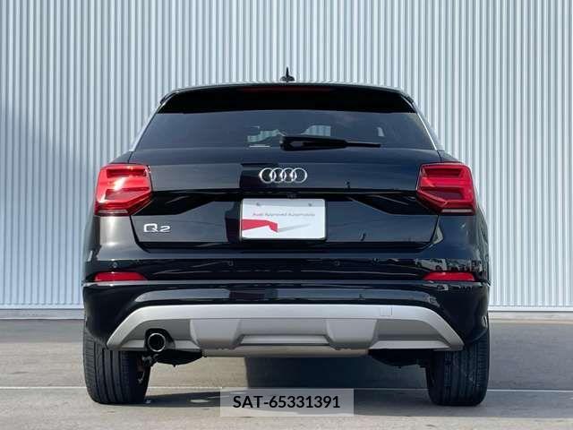 Audi Q2 2019-07 209305-6