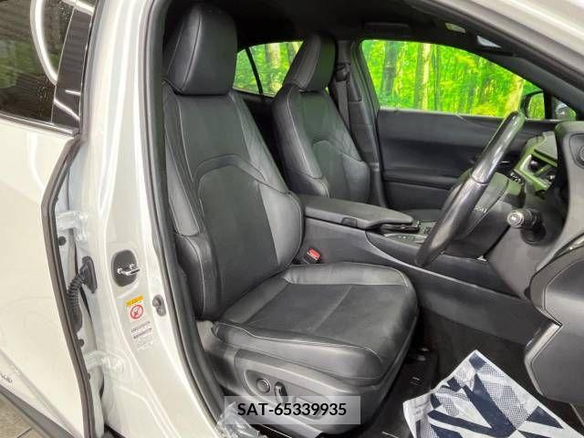Lexus UX 2019-02 246216-8