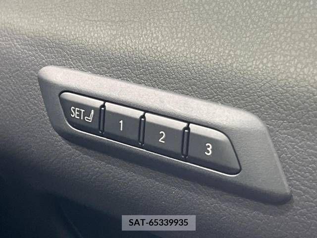 Lexus UX 2019-02 246216-7