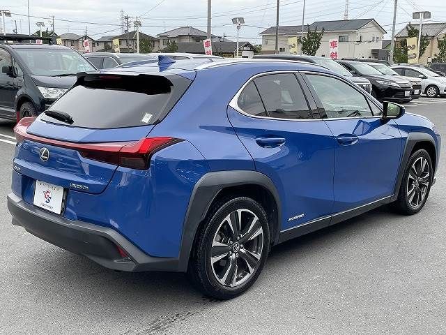 Lexus UX 2018-11 22609-13