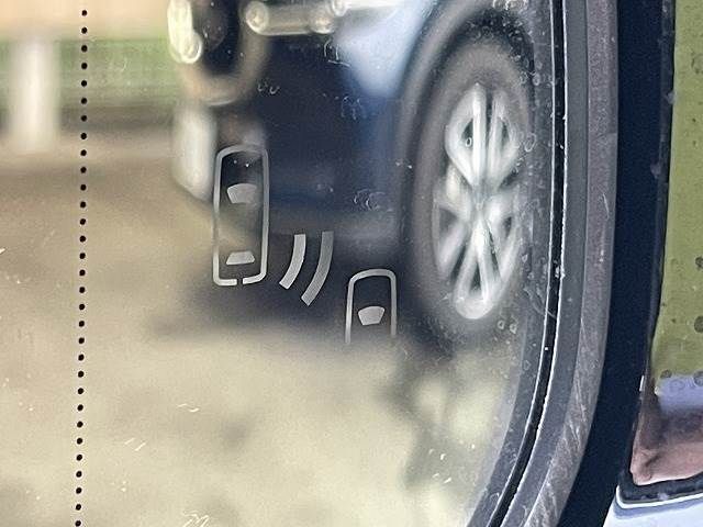 Lexus UX 2018-11 22609-11