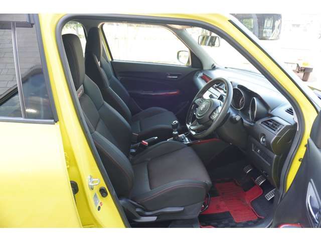 Suzuki SWIFT 2018-04 22586-5