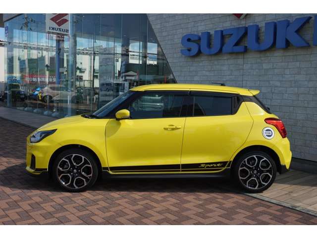 Suzuki SWIFT 2018-04 22586-1