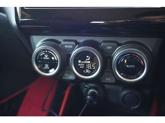 Suzuki SWIFT 2018-04 22586-15
