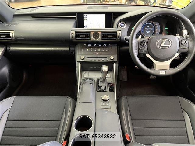 Lexus IS 2014-12 216153-18
