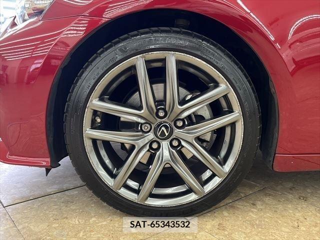 Lexus IS 2014-12 216153-17