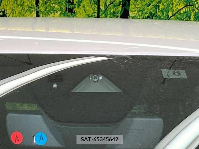 Mazda MAZDA3 2019-08 219483-2