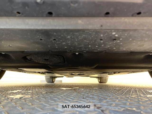 Mazda MAZDA3 2019-08 219483-19
