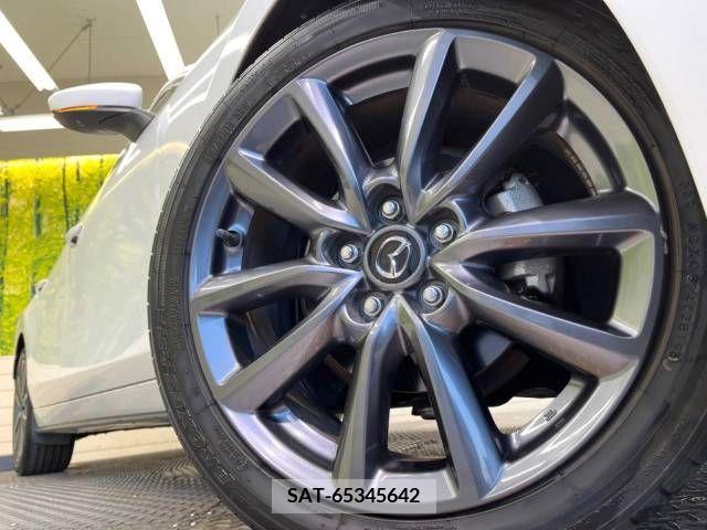 Mazda MAZDA3 2019-08 219483-13
