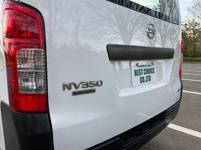 Nissan NV350 Caravan 2015-03 1941-18