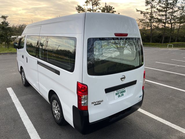 Nissan NV350 Caravan 2015-03 1941-10