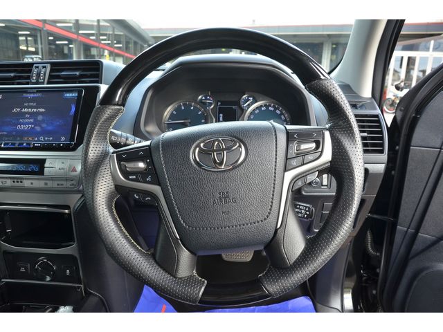 Toyota PRADO 2022-04 13613-7