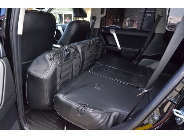 Toyota PRADO 2022-04 13613-15