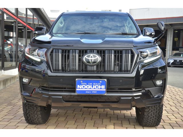 Toyota PRADO 2022-04 13613-1