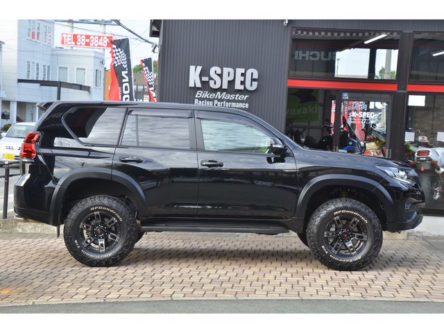 Toyota PRADO 2022-04 13613-3