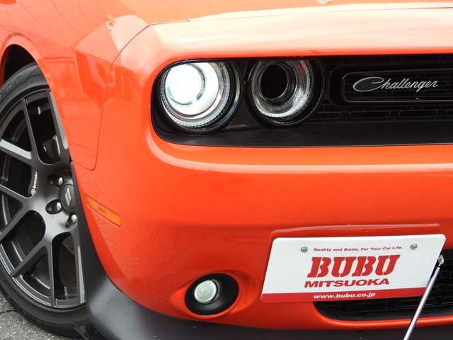 Dodge CHALLENGER 2017-10 10553-16
