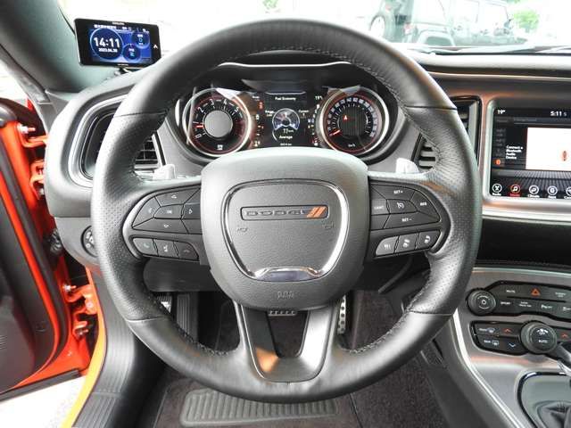 Dodge CHALLENGER 2017-10 10553-5
