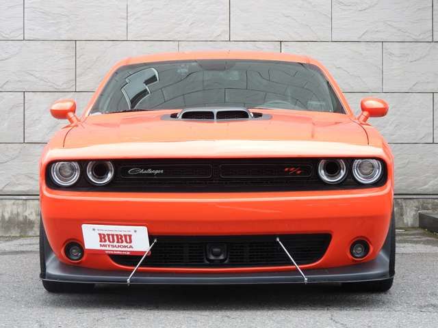 Dodge CHALLENGER 2017-10 10553-1