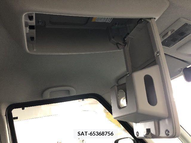 Suzuki SPACIA 2014-01 368598-22