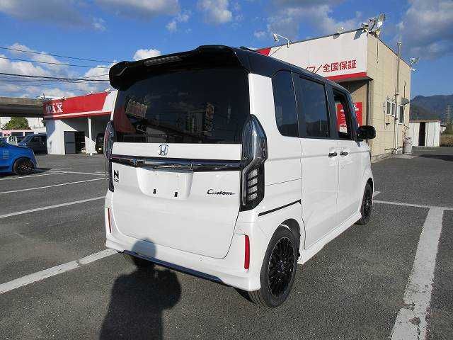 Honda N BOX CUSTOM 2022-11 5740-2