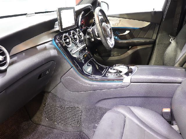 Mercedes Benz GLC-CLASS 2018-09 186186-7
