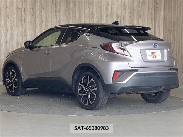 Toyota C-HR 2017-11 264006-6