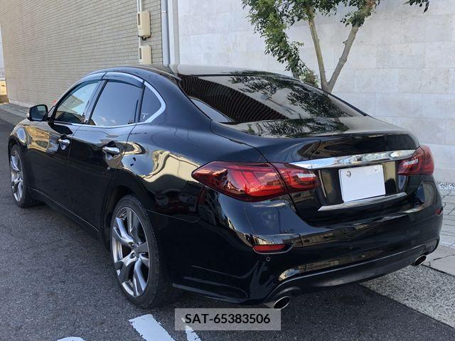 Nissan FUGA 2015-10 221103-2