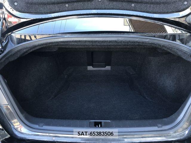 Nissan FUGA 2015-10 221103-13