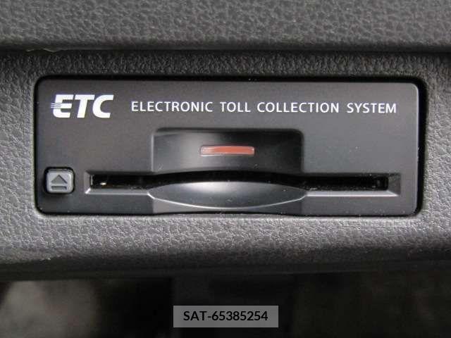 Nissan LEAF 2019-06 297885-12