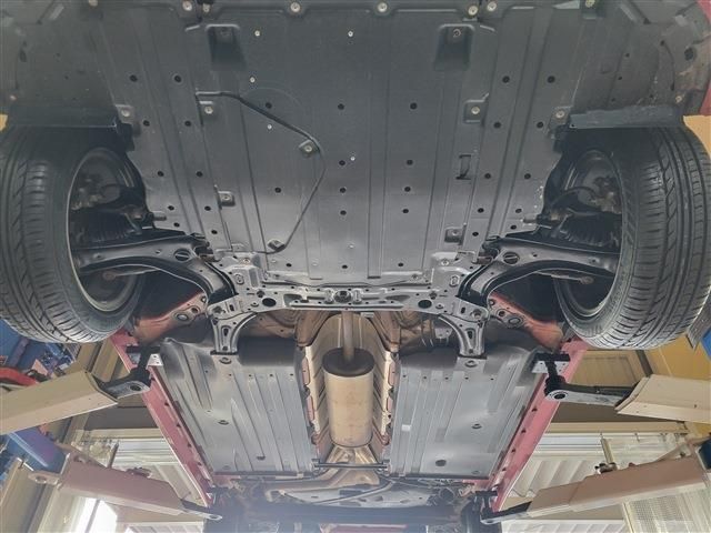 Suzuki SWIFT 2017-08 196738-13
