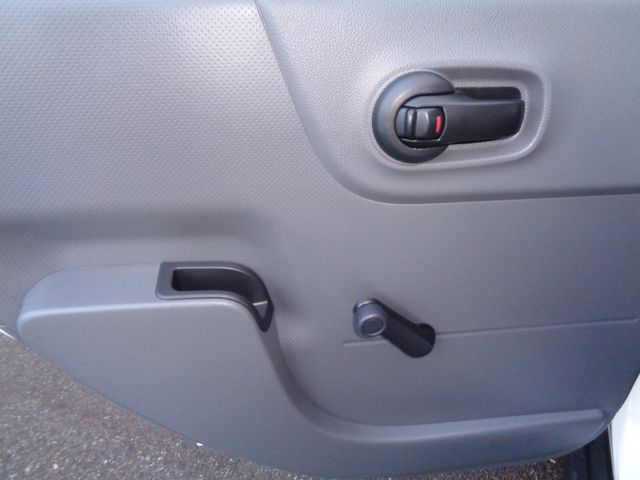 Nissan AD VAN 2016-09 27723-11