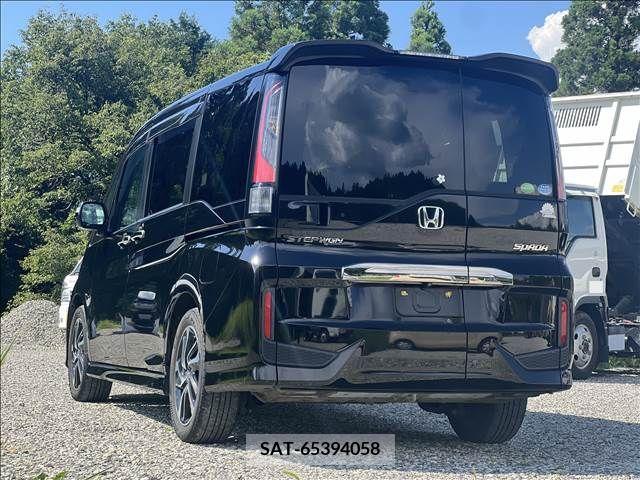 Honda STEP WGN 2015-12 368867-2