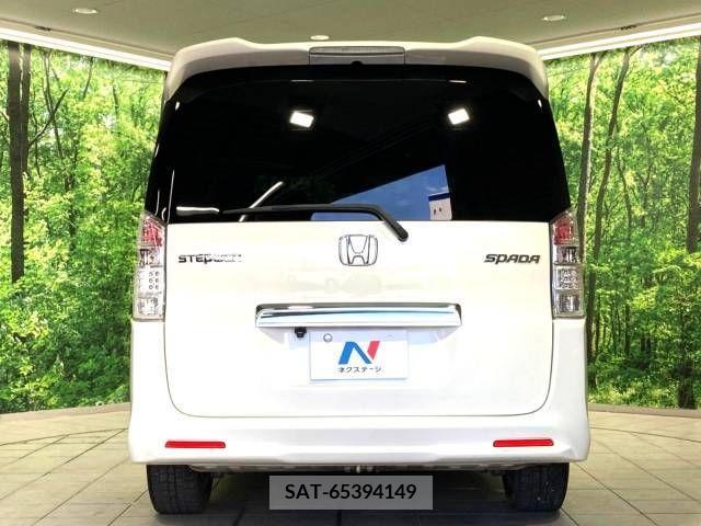 Honda e 2010-07 380388-15