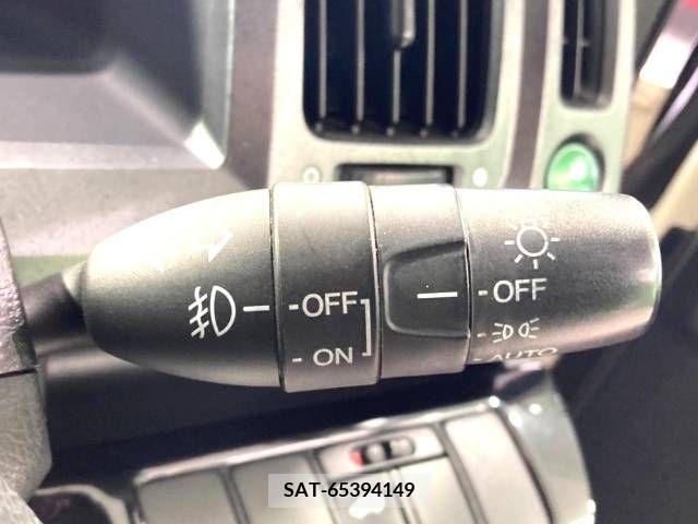 Honda e 2010-07 380388-6
