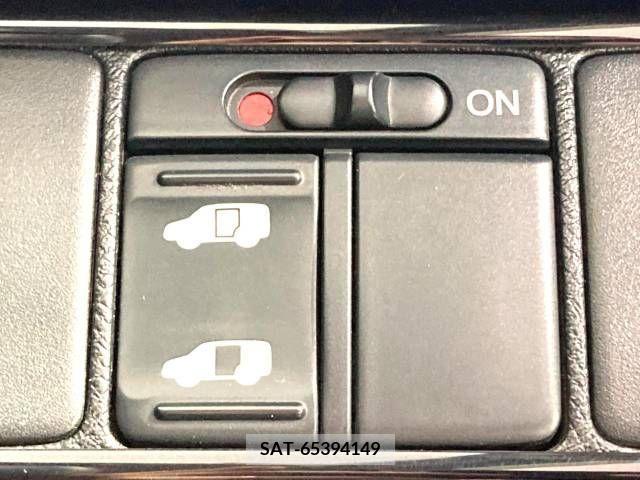 Honda e 2010-07 380388-4